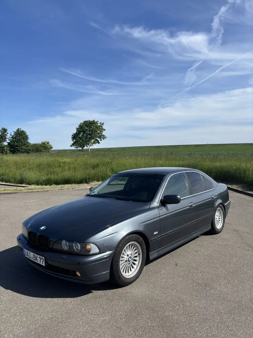 BMW 520 520i - 2