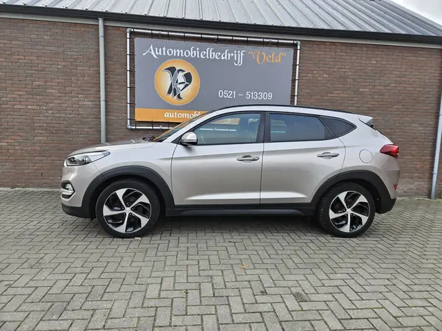 Hyundai Tucson view 3