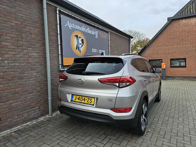 Hyundai Tucson view 22
