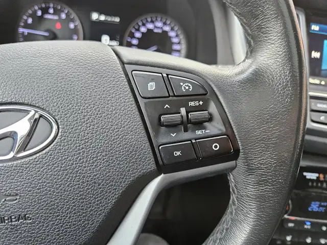 Hyundai Tucson view 17