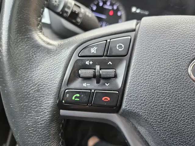 Hyundai Tucson view 16