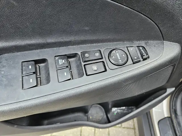 Hyundai Tucson view 7