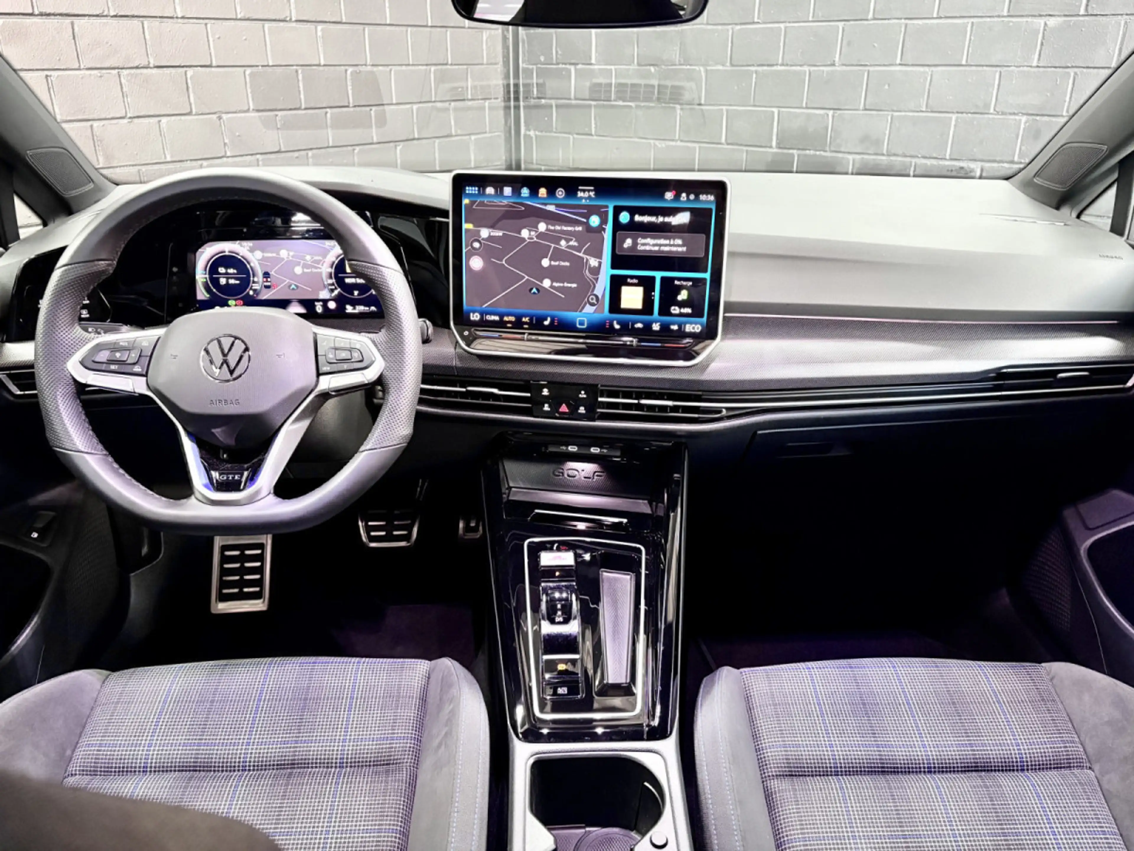 Volkswagen Golf GTE VIII PHASE 2 1.5 eHybrid 272 CV DSG 6 * PANO * TÊ — photo 7