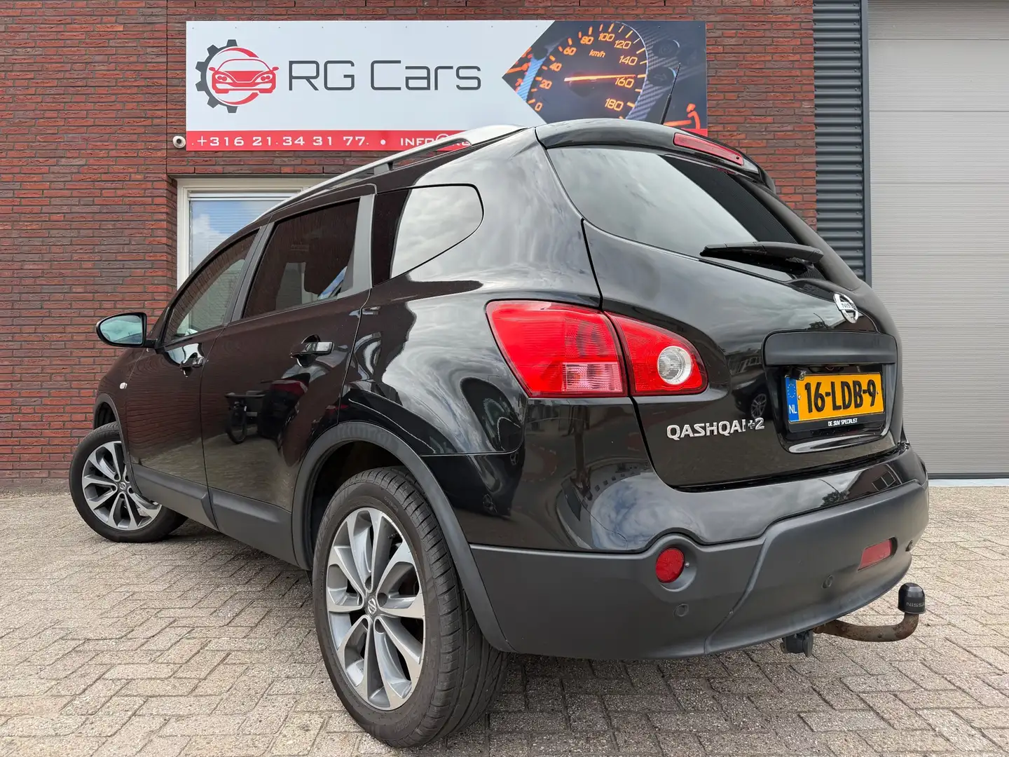 Nissan Qashqai+2 1.6 Optima / Pano / Navi / Camera / PDC / Clima / Schwarz - 2