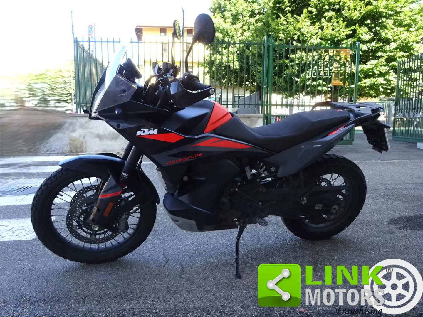 KTM 890 Adventure 2023 SOLO 10.800 KM Nero - 2