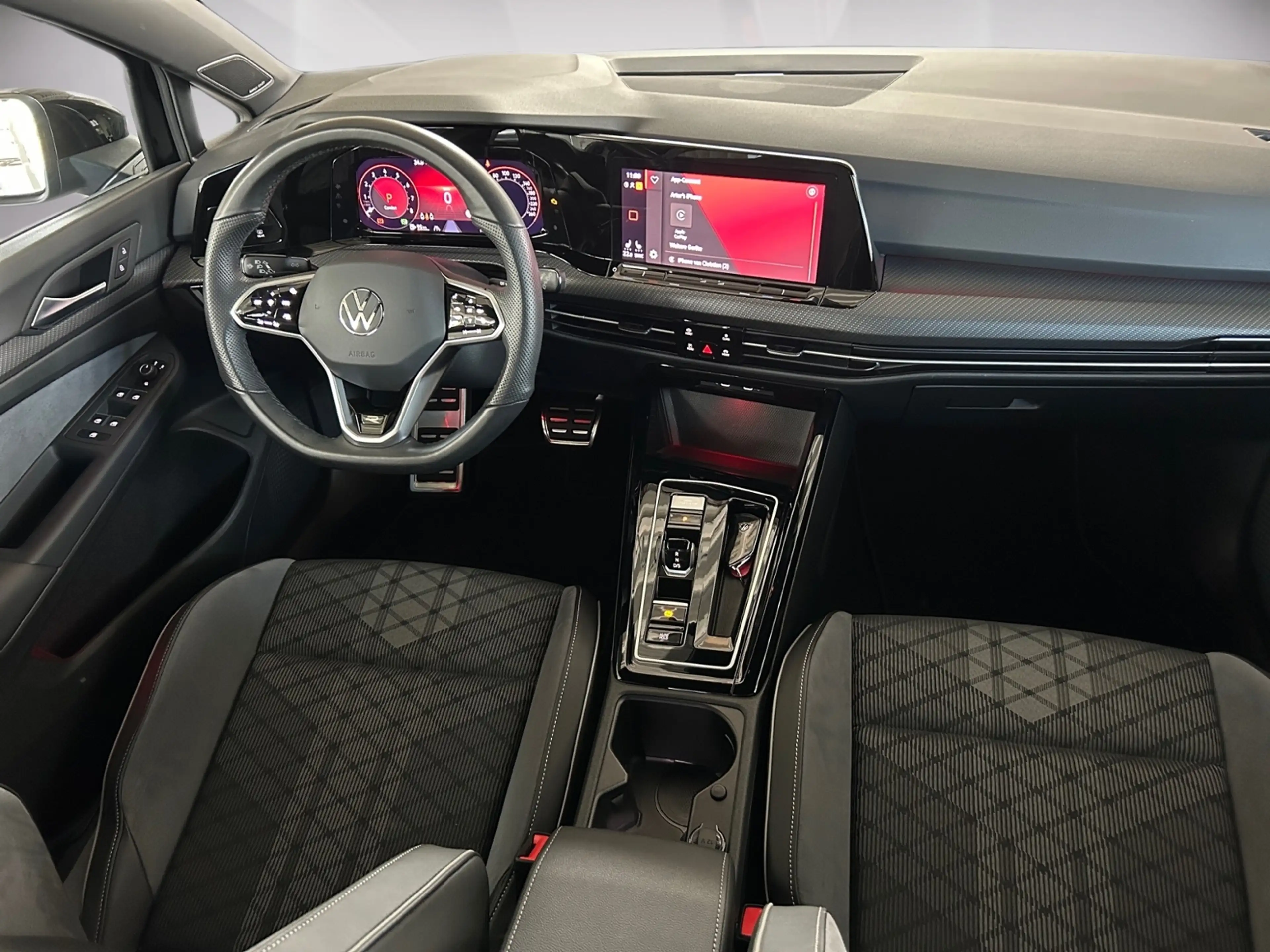 Volkswagen Golf R -Line Black Style 1.5 TSI DSG MATRIX AZV NAVI — photo 13