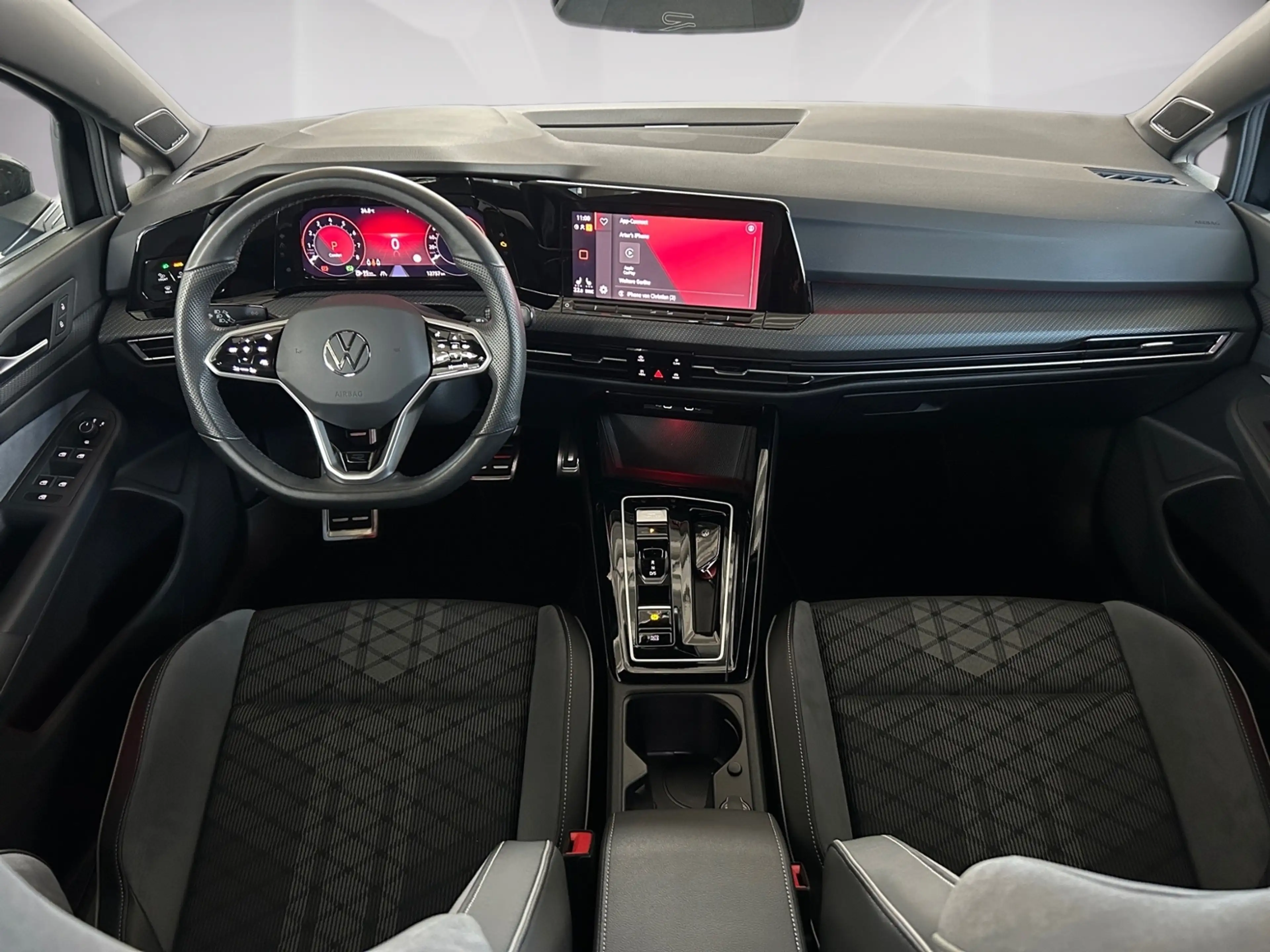 Volkswagen Golf R -Line Black Style 1.5 TSI DSG MATRIX AZV NAVI — photo 14