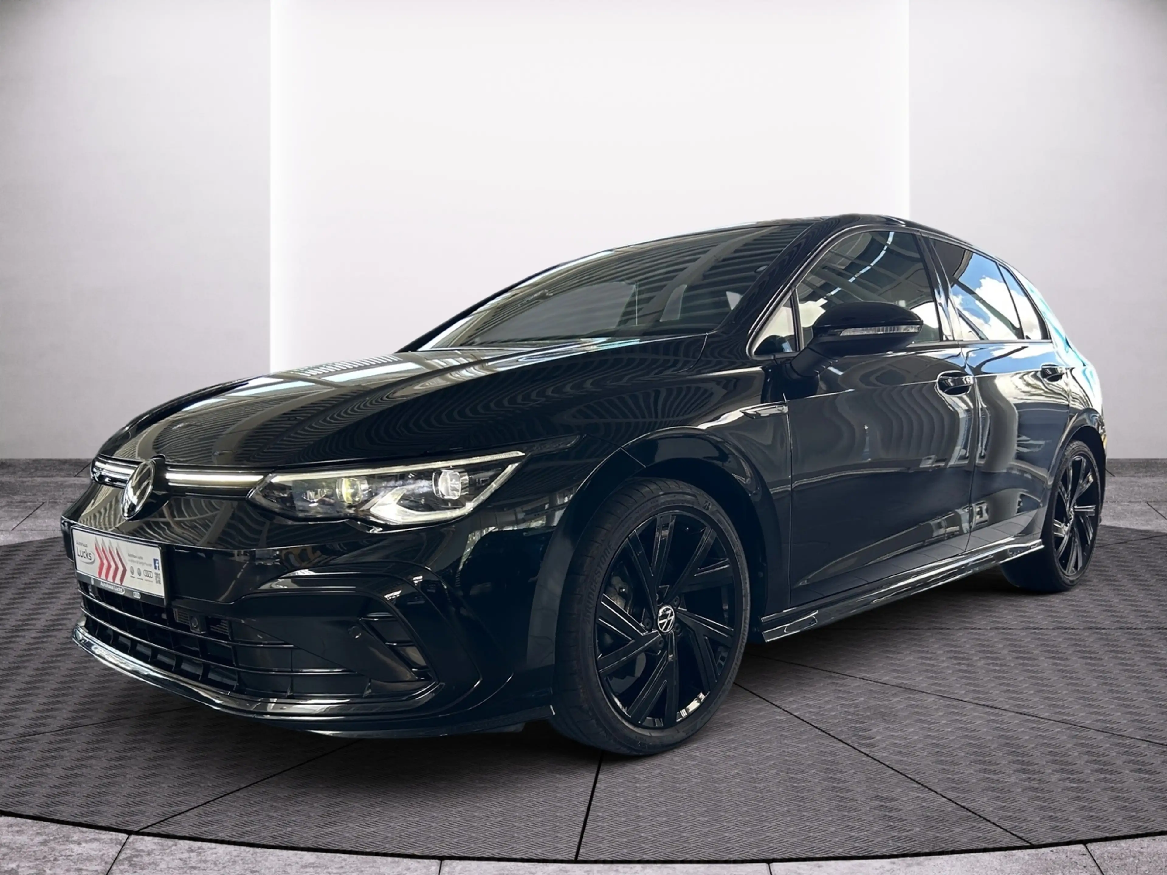 Volkswagen Golf R -Line Black Style 1.5 TSI DSG MATRIX AZV NAVI — photo 2