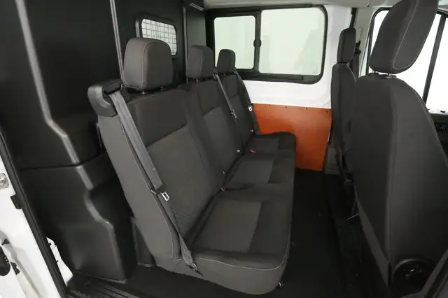 Ford Transit view 12