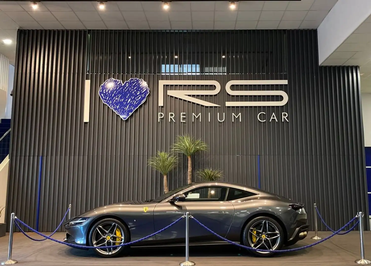 Ferrari Roma Coupé Gris - 1