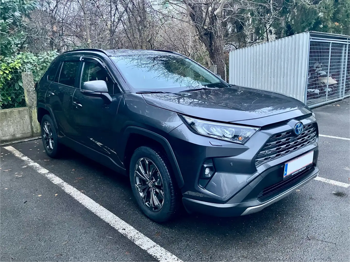 Toyota RAV 4 RAV4 2,5 Hybrid Active Drive 2WD Aut. Active Drive Grau - 2