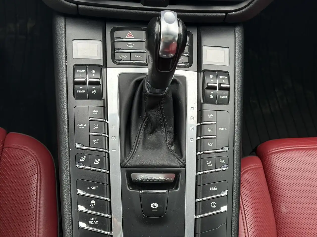 Porsche Macan снимка Porsche Macan