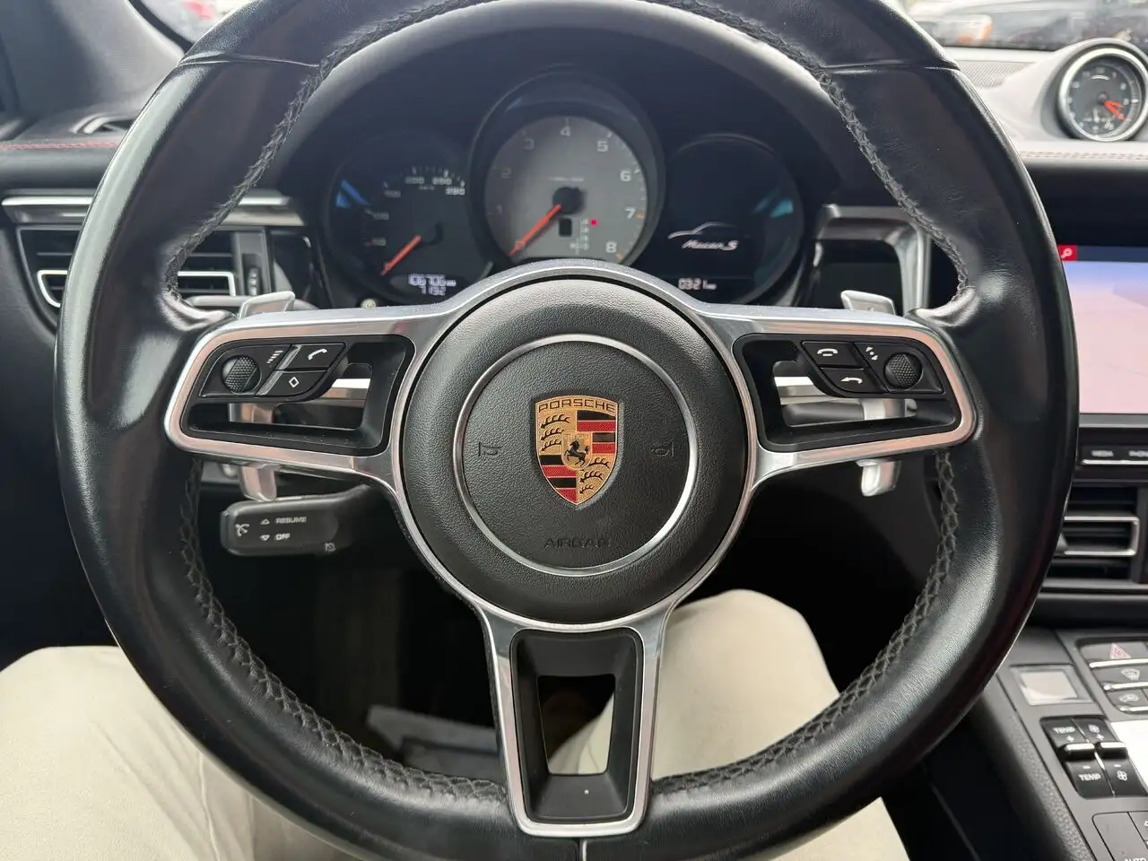 Porsche Macan снимка Porsche Macan