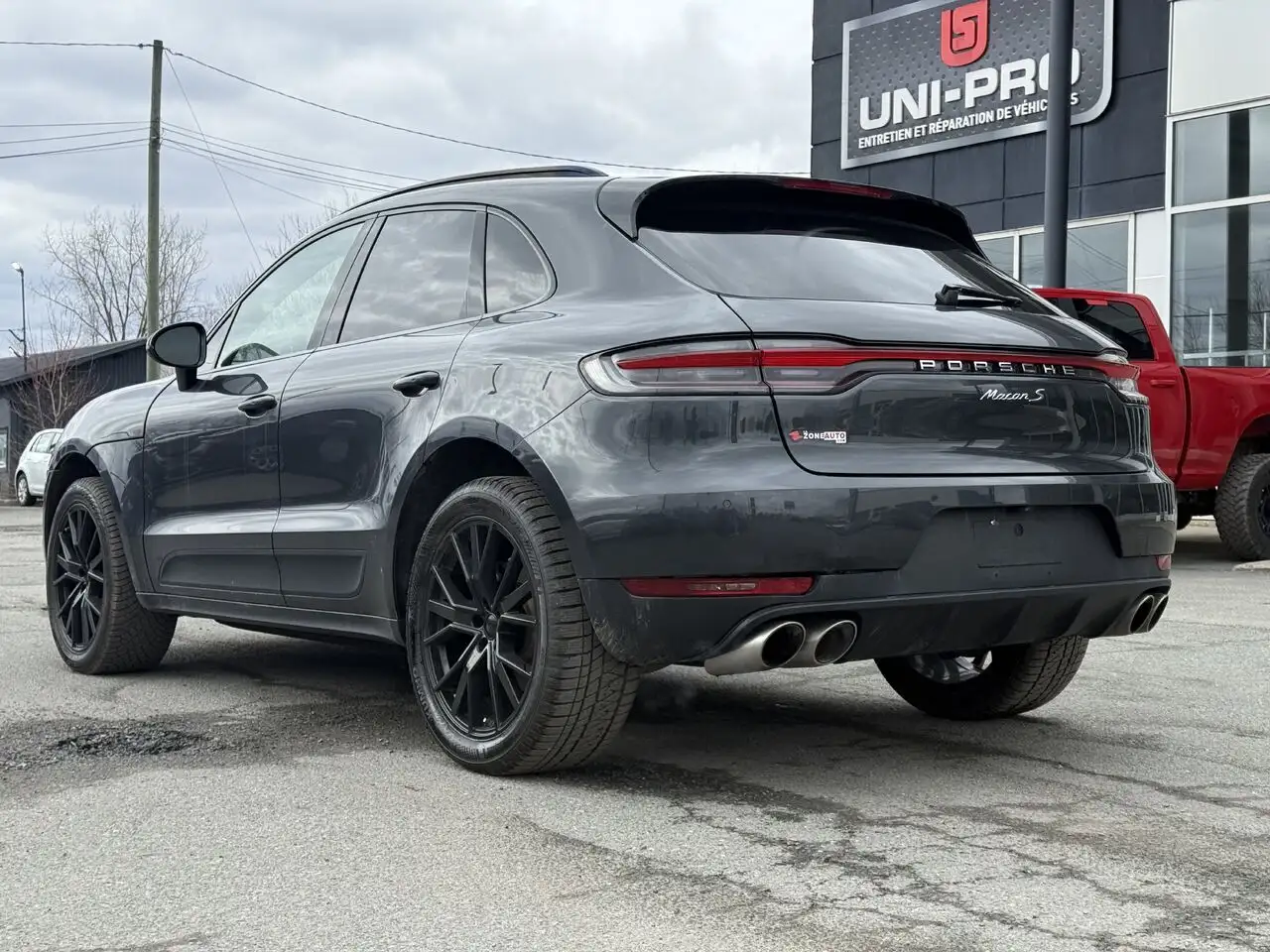 Porsche Macan снимка Porsche Macan