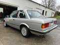 BMW 325 - thumbnail 4