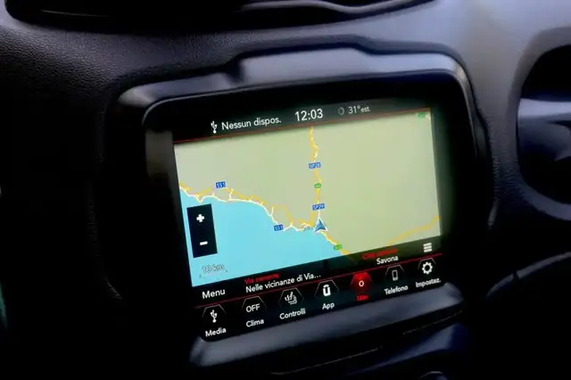 Jeep Renegade view 13