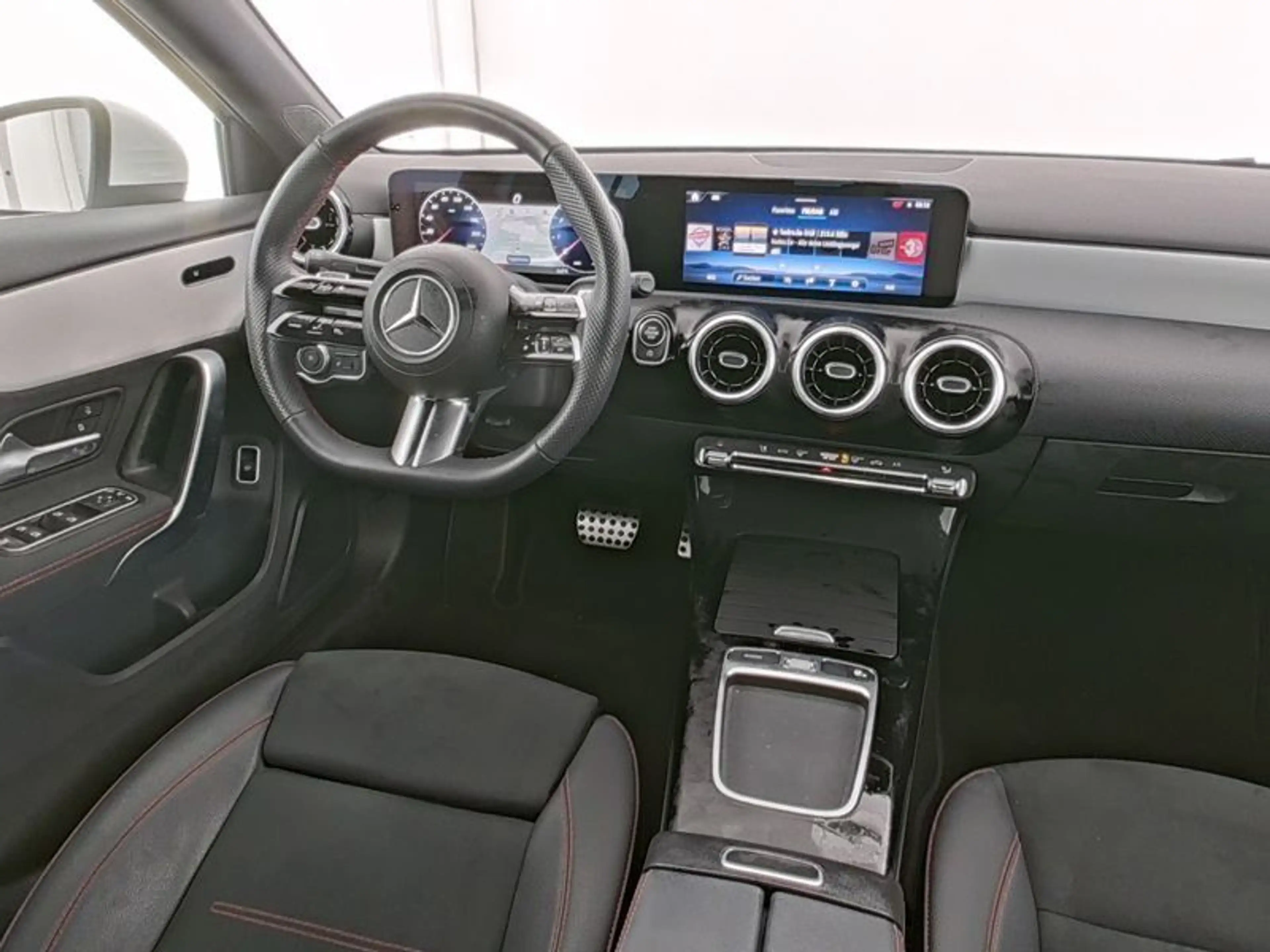 Mercedes-Benz A 200 Limo AMG-ADVANCED LED PTS KAMERA WINTER 18 — photo 8
