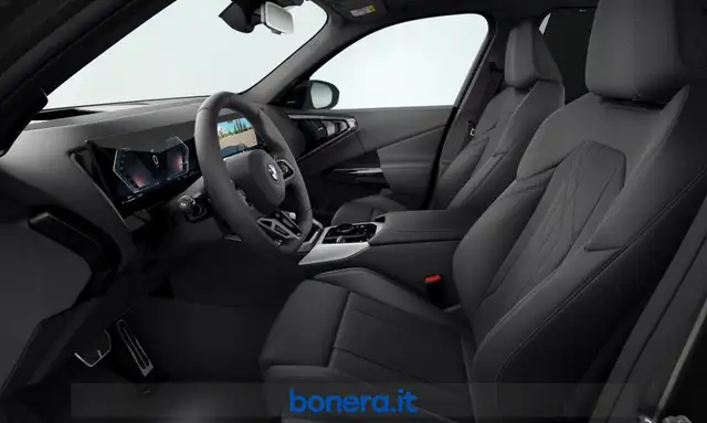 BMW X3 view 4