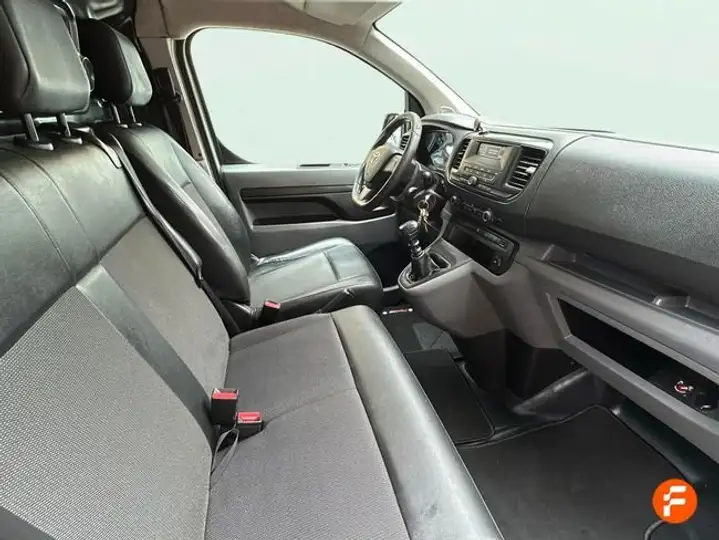Toyota Proace 2021, foto 14
