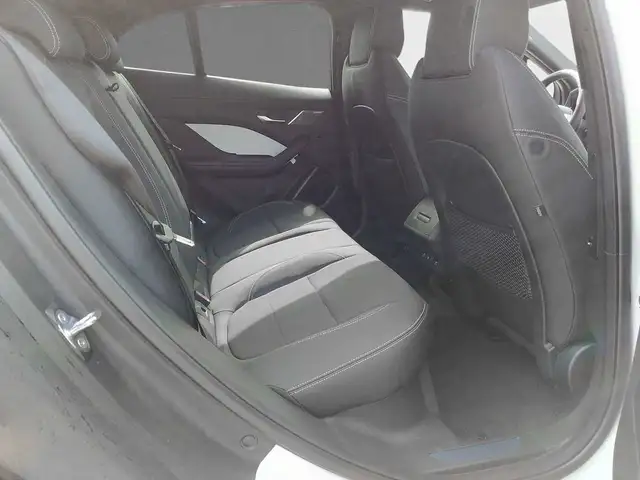 Jaguar I-Pace view 5