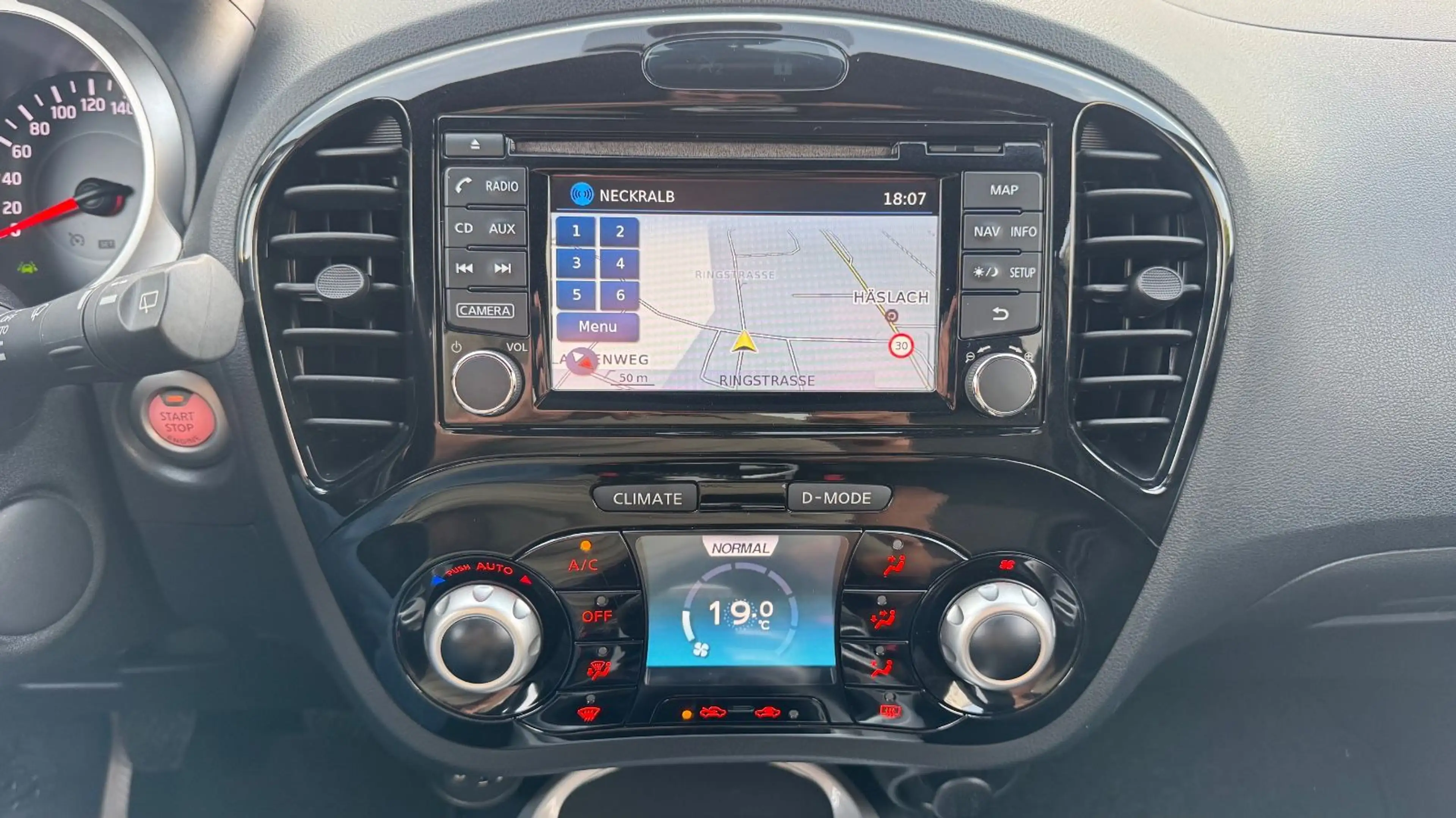 Nissan Juke N-Connecta*KAMERA*PANO* — photo 14