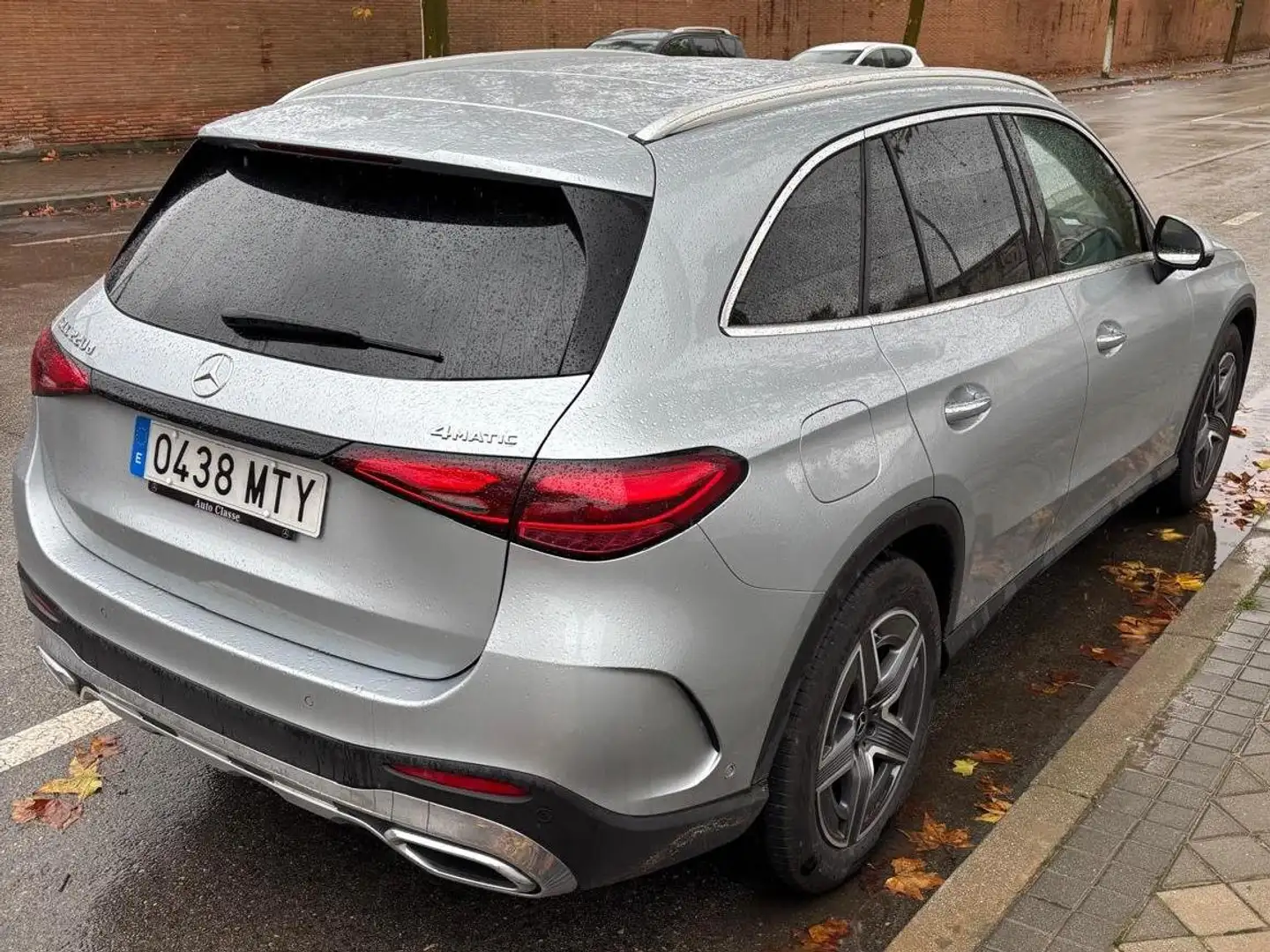 Mercedes-Benz GLC 220 GLC 220d 4Matic 9G-Tronic Plateado - 2