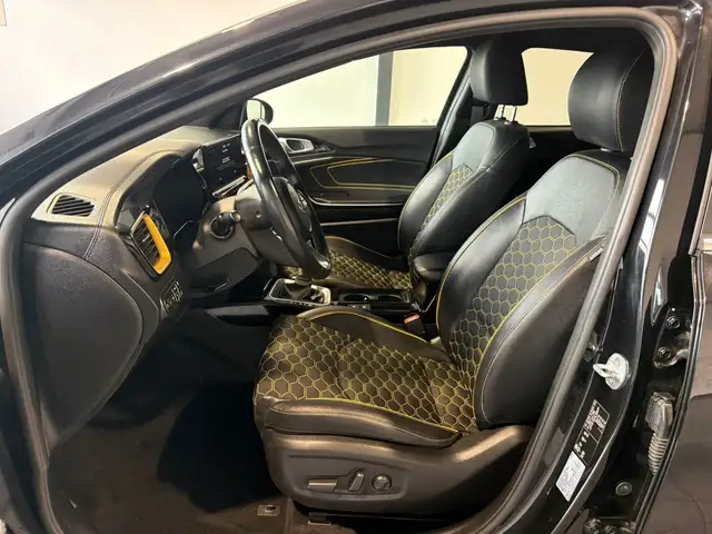 Kia Xceed view 8