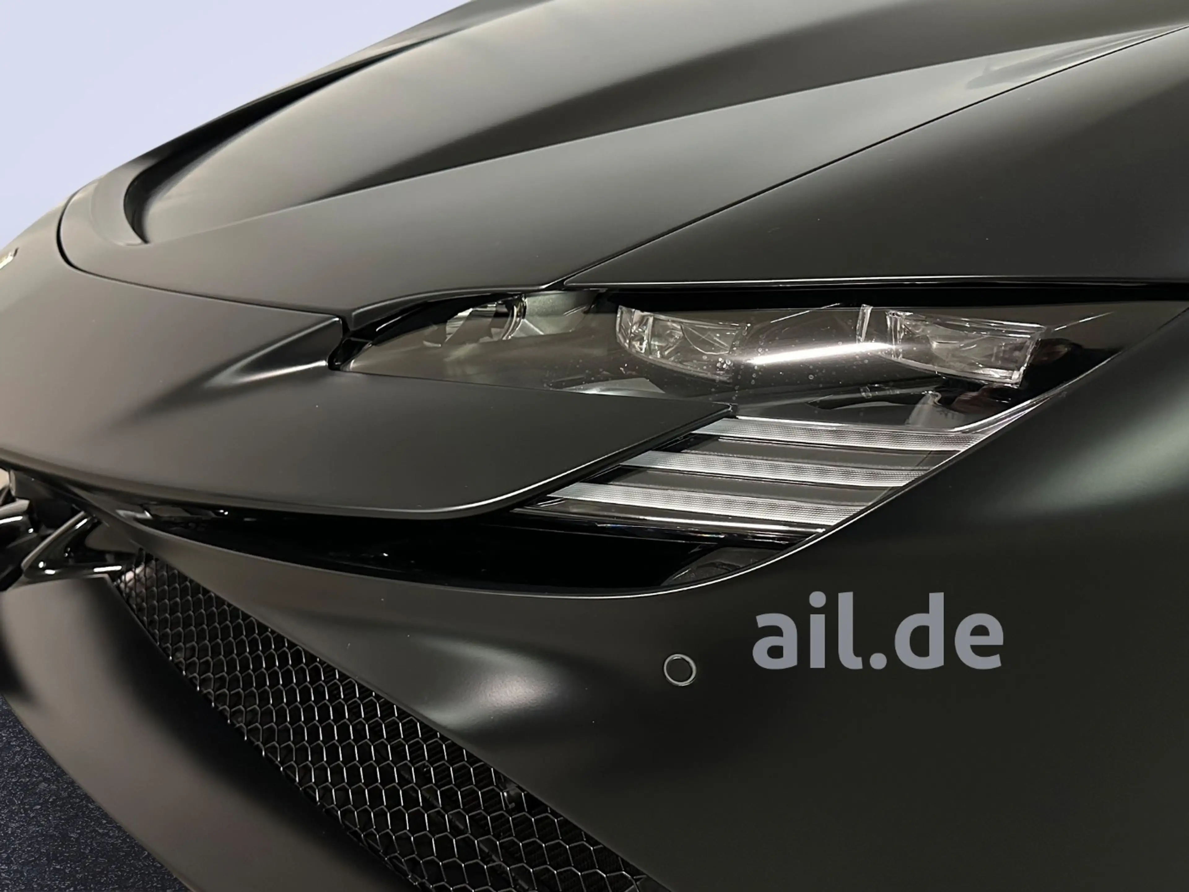 Ferrari SF90 Spider Nero Opaco Carbon PACK Racing Seat — photo 14