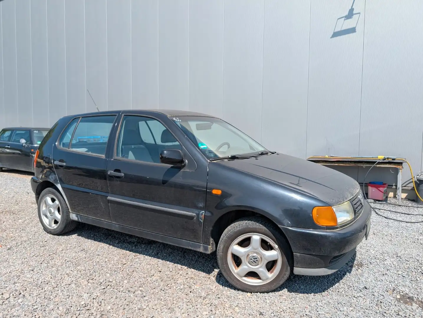 Volkswagen Polo 1.0 Servo Comfortline !! Black - 2