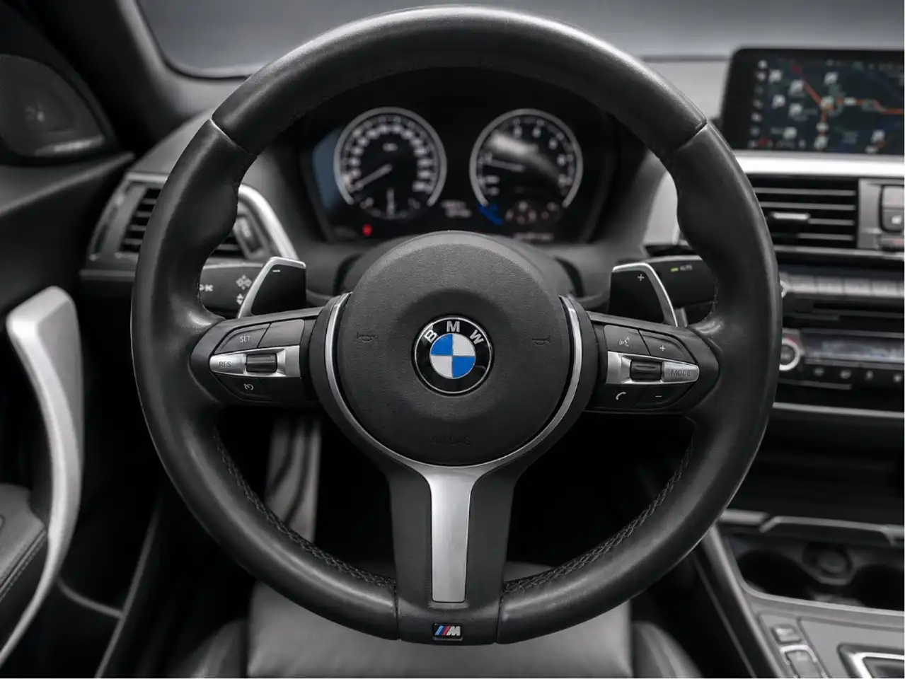 BMW 2 Series снимка BMW 2 Series