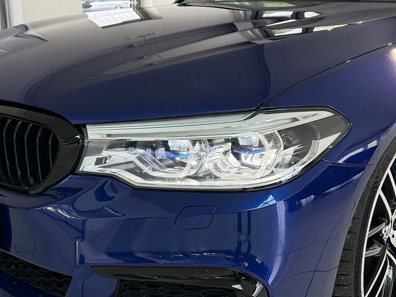 BMW 550 i xDrive -  Indiv. Carbon -  HUD - Pano - 360° ... — photo 7