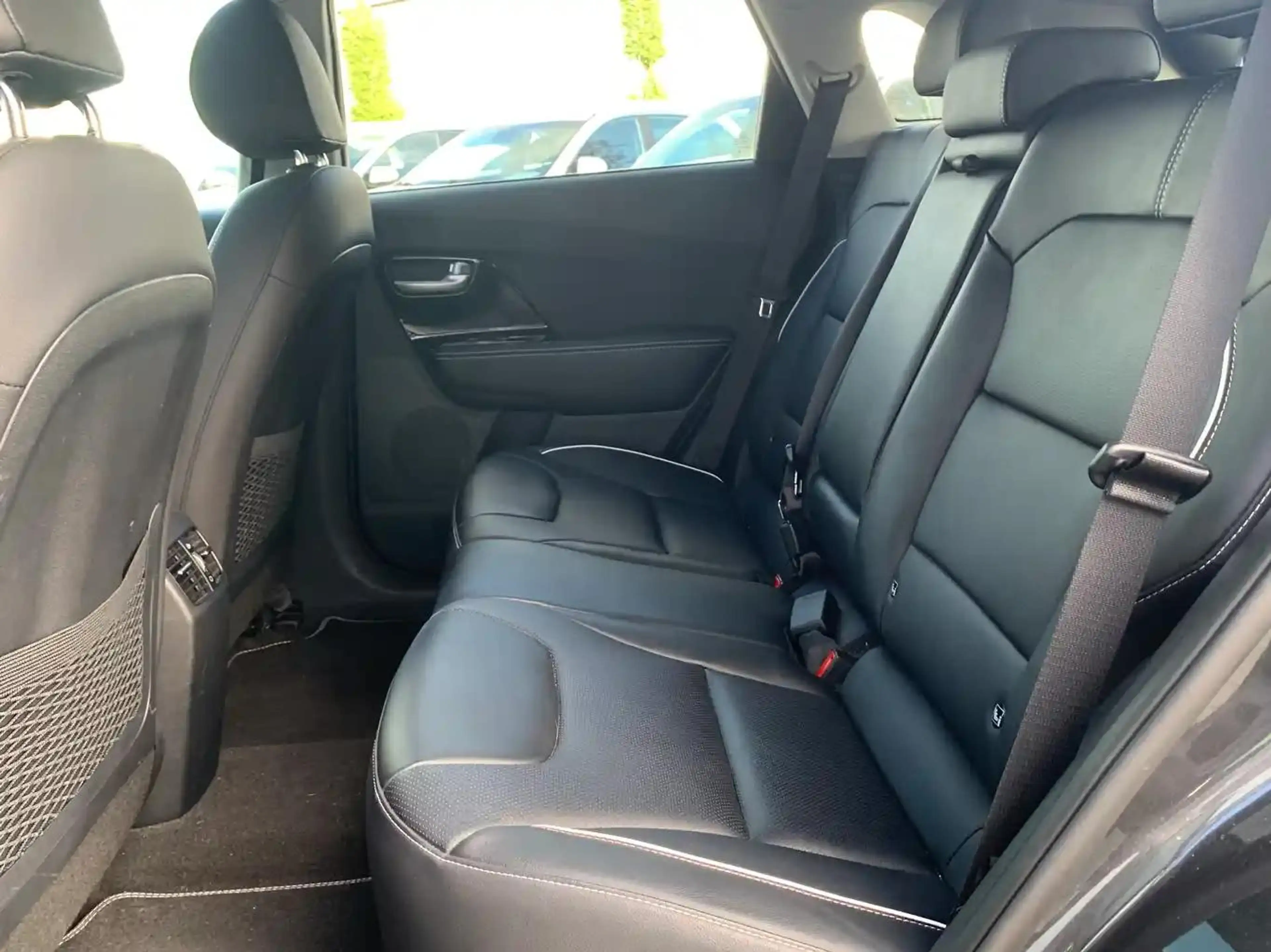 Kia e-Niro ExecutiveLine 64 kWh | Stoel en stuurverwarming | — photo 5