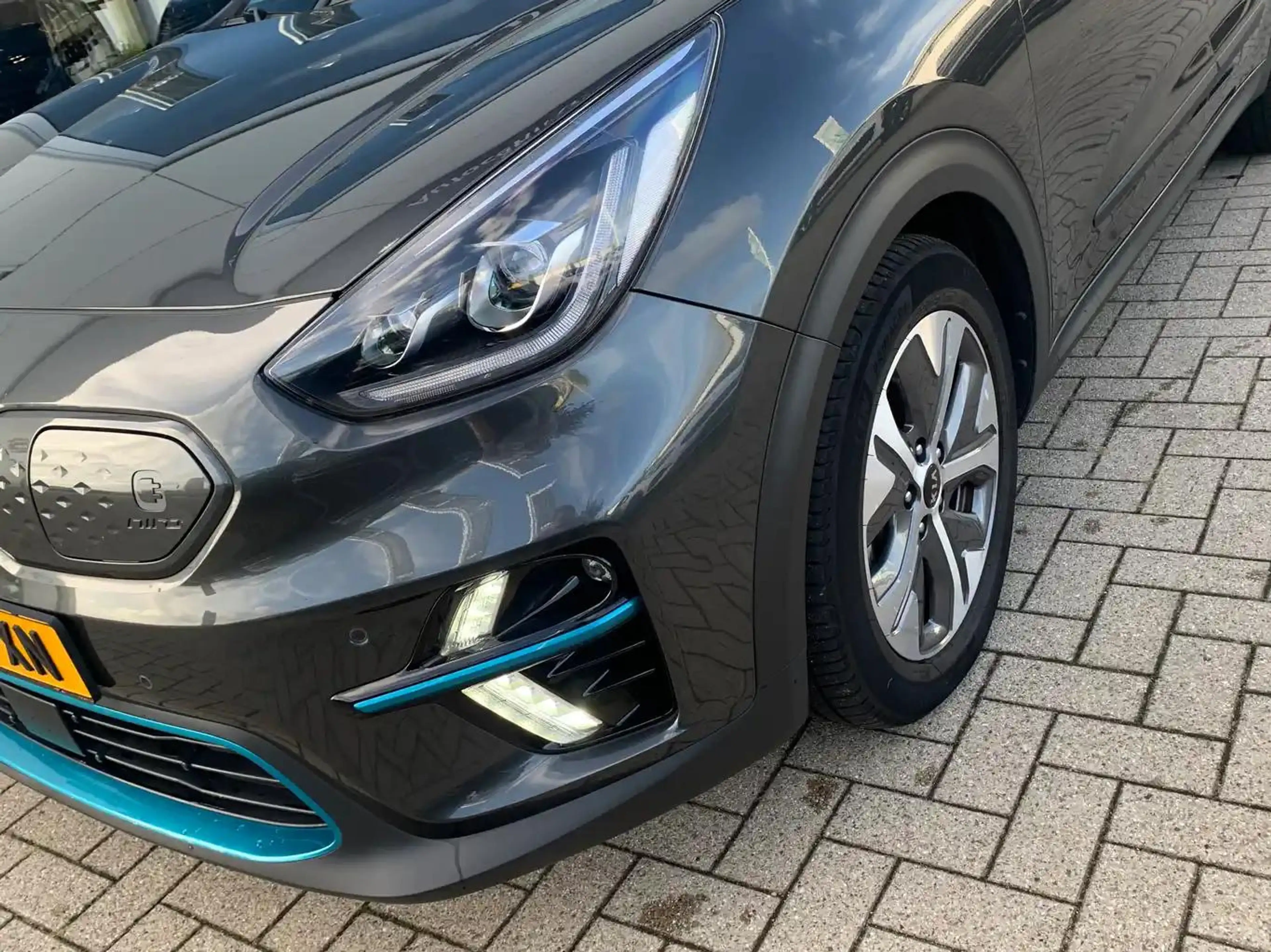 Kia e-Niro ExecutiveLine 64 kWh | Stoel en stuurverwarming | — photo 3