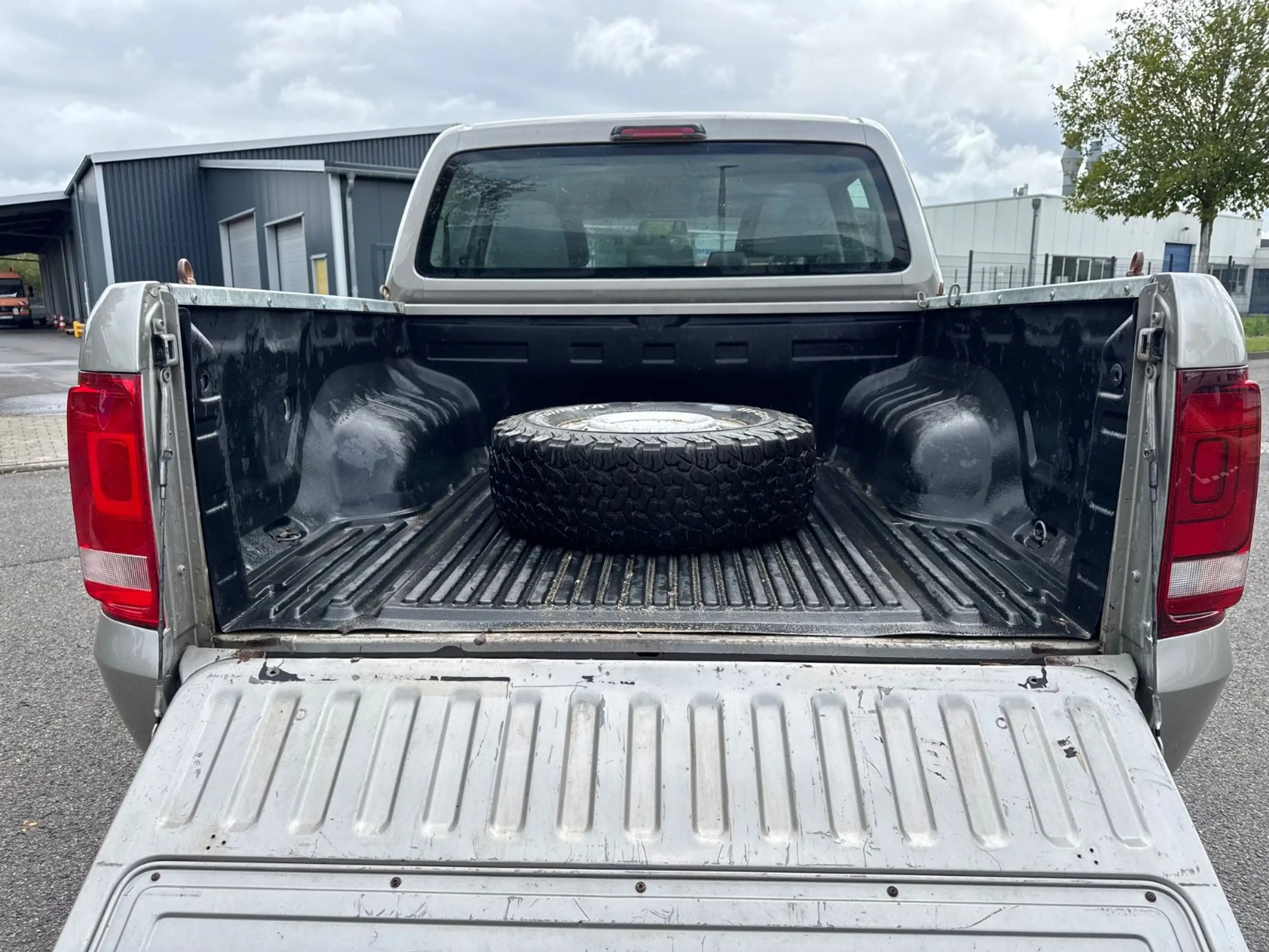 Volkswagen Amarok Basis DoubleCab *Garantie*AHK*Klima* — photo 13