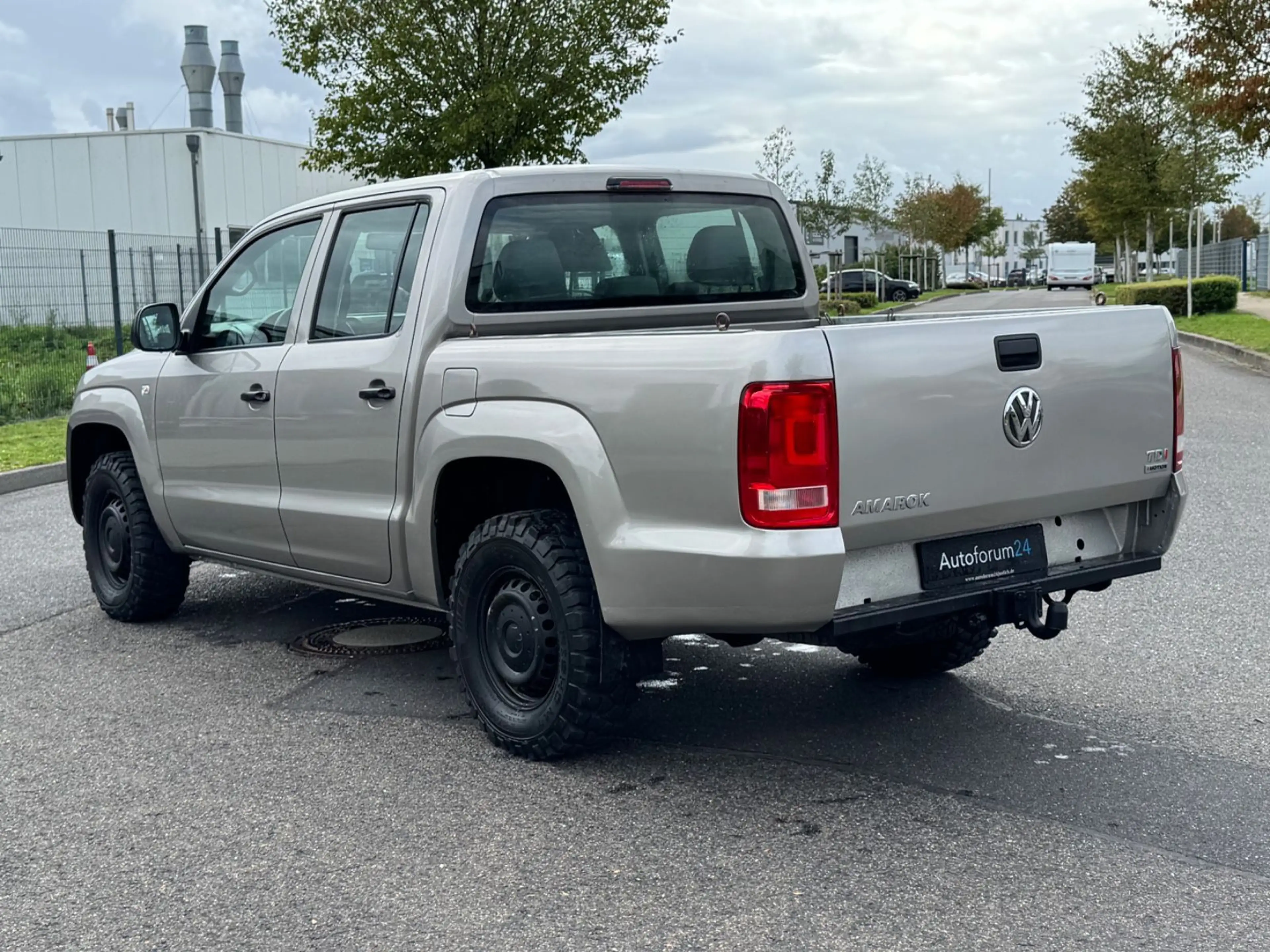 Volkswagen Amarok Basis DoubleCab *Garantie*AHK*Klima* — photo 3