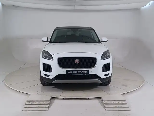 Jaguar E-Pace view 8