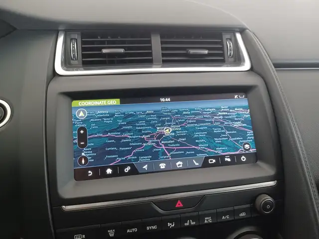 Jaguar E-Pace view 11