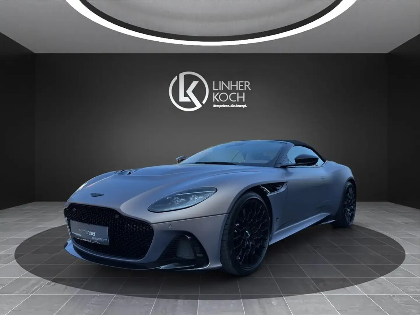 Aston Martin DBS 770 Ultimate Volante 1 of 199 Grijs - 1