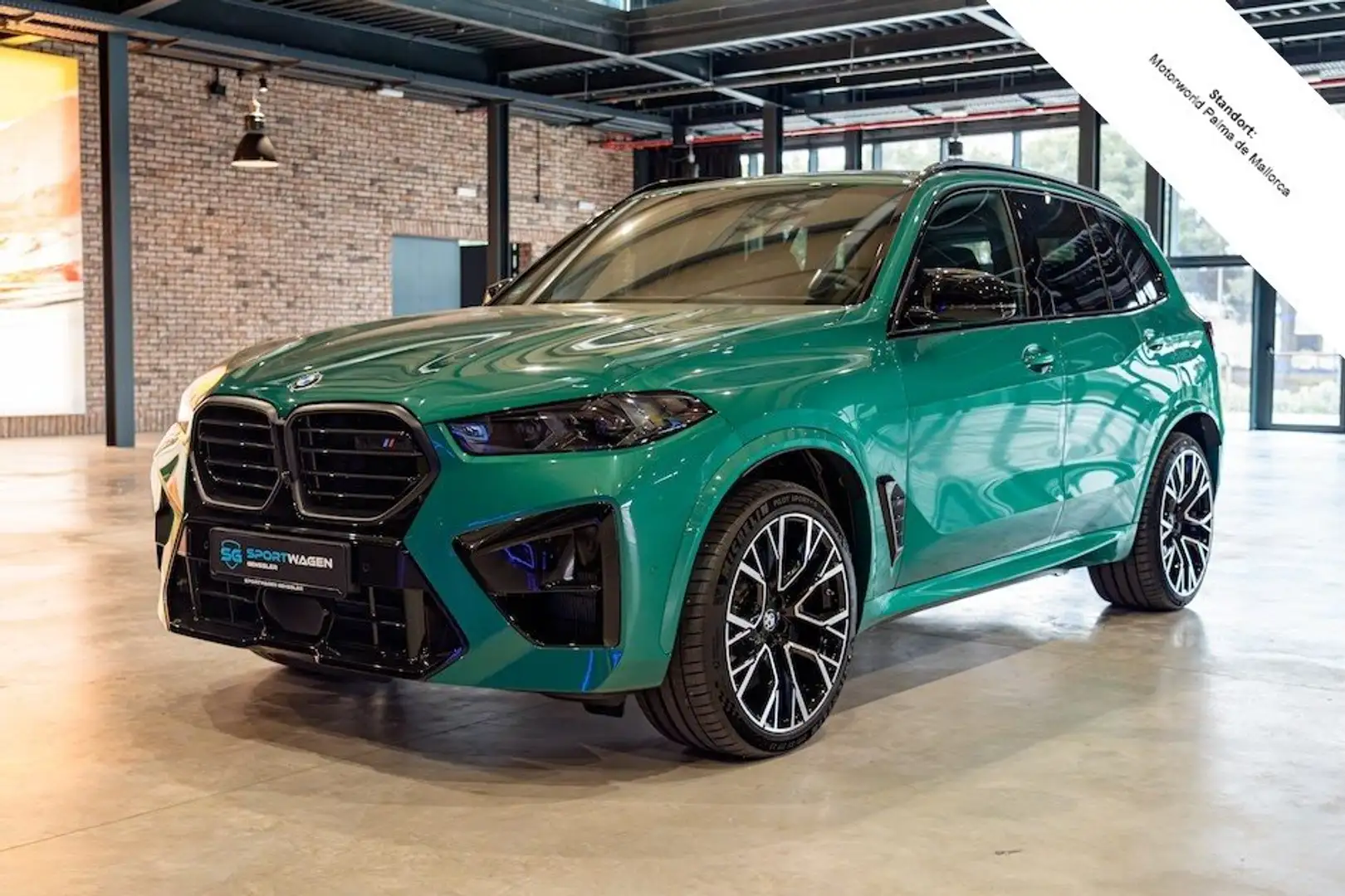 BMW X5 M Competition Groen - 1
