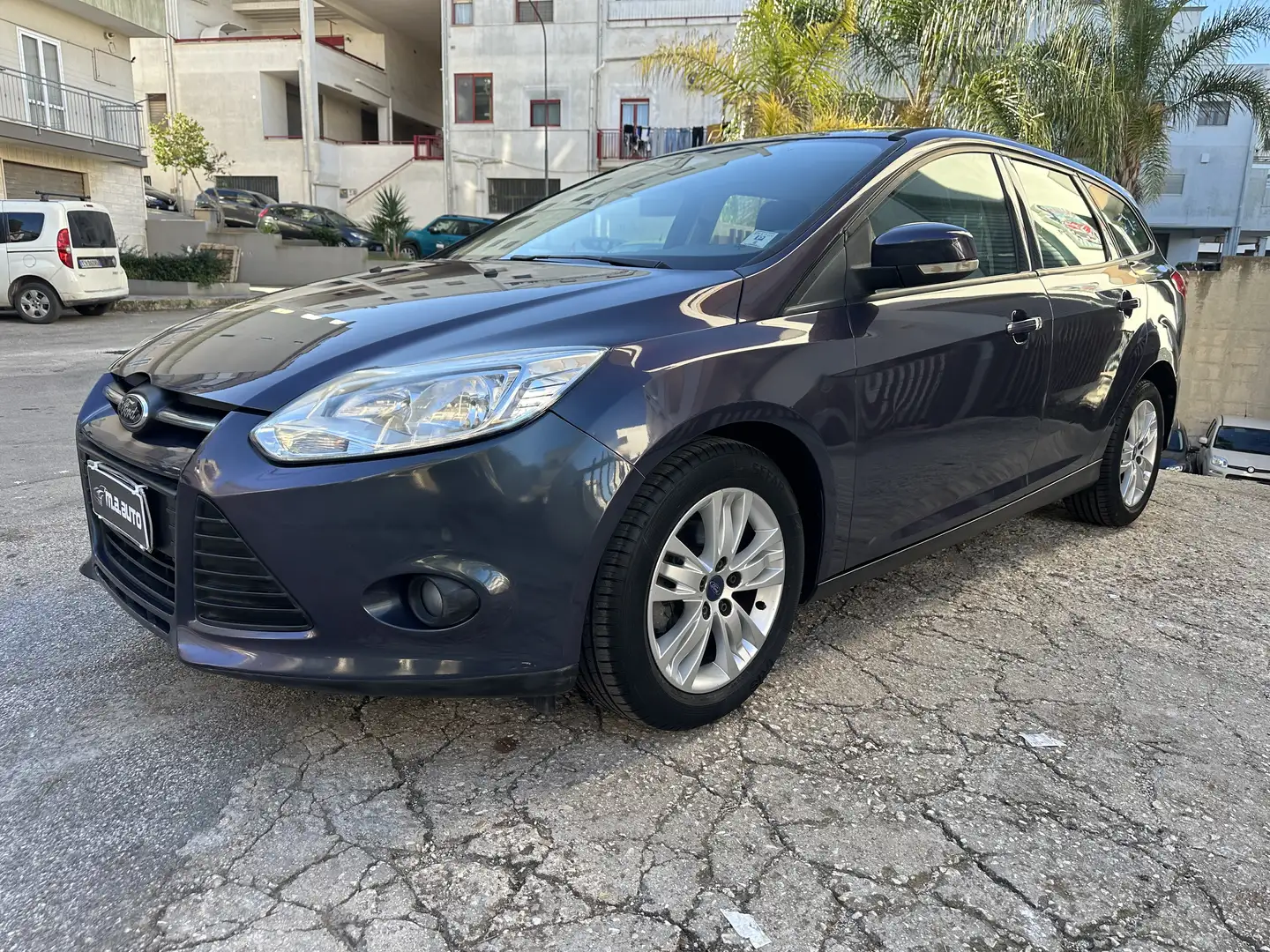 Ford Focus SW 1.6 tdci Plus 115cv tagliandata è garantita - 1