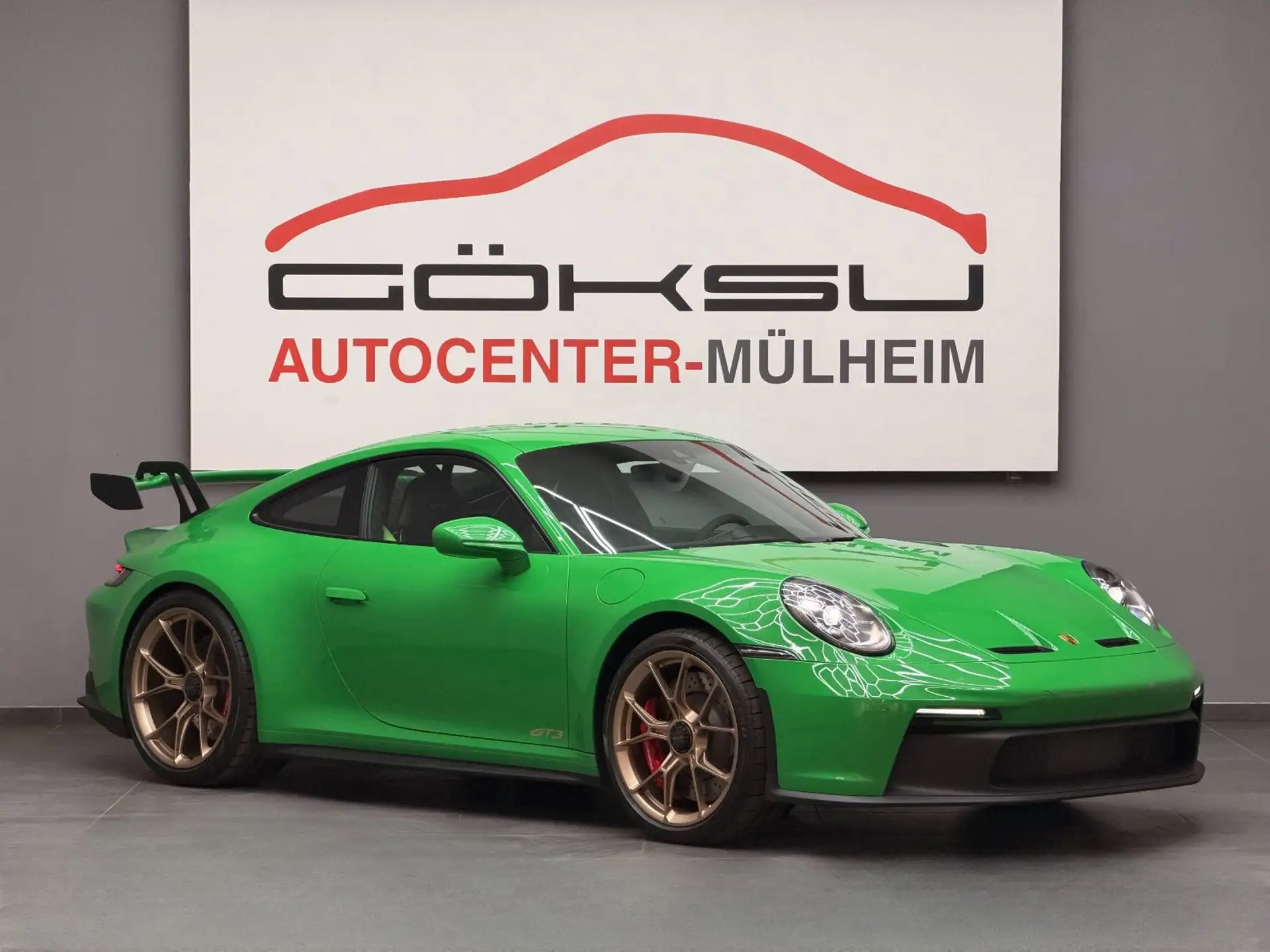 포르쉐 Porsche 911 911 GT3 2023 초록 사진 3