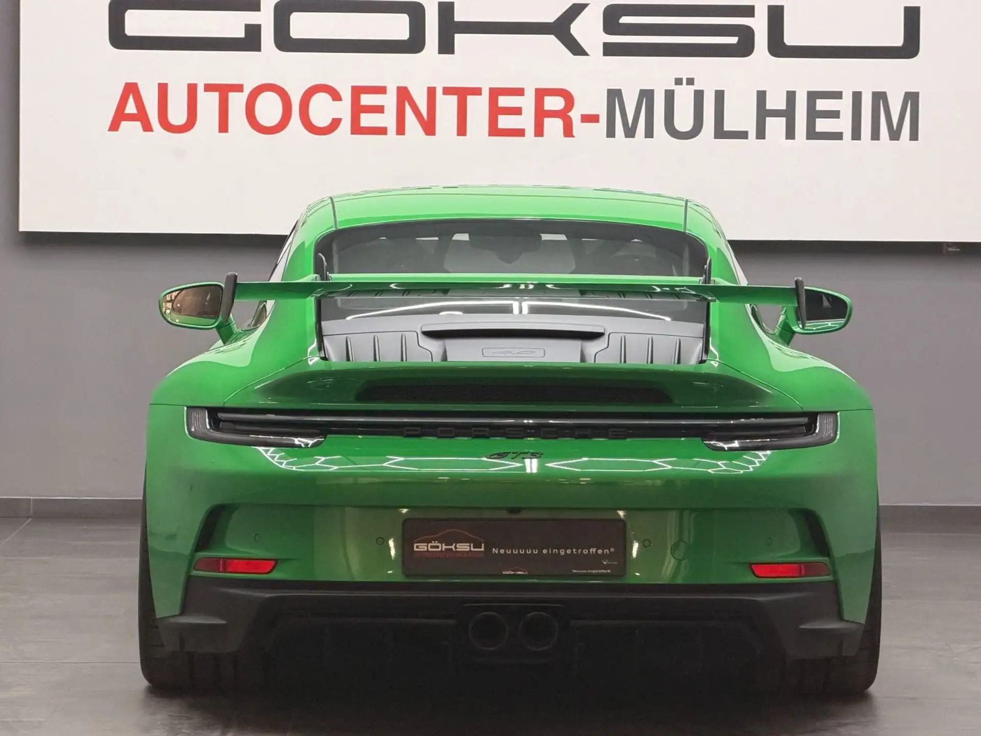 포르쉐 Porsche 911 911 GT3 2023 초록 사진 5