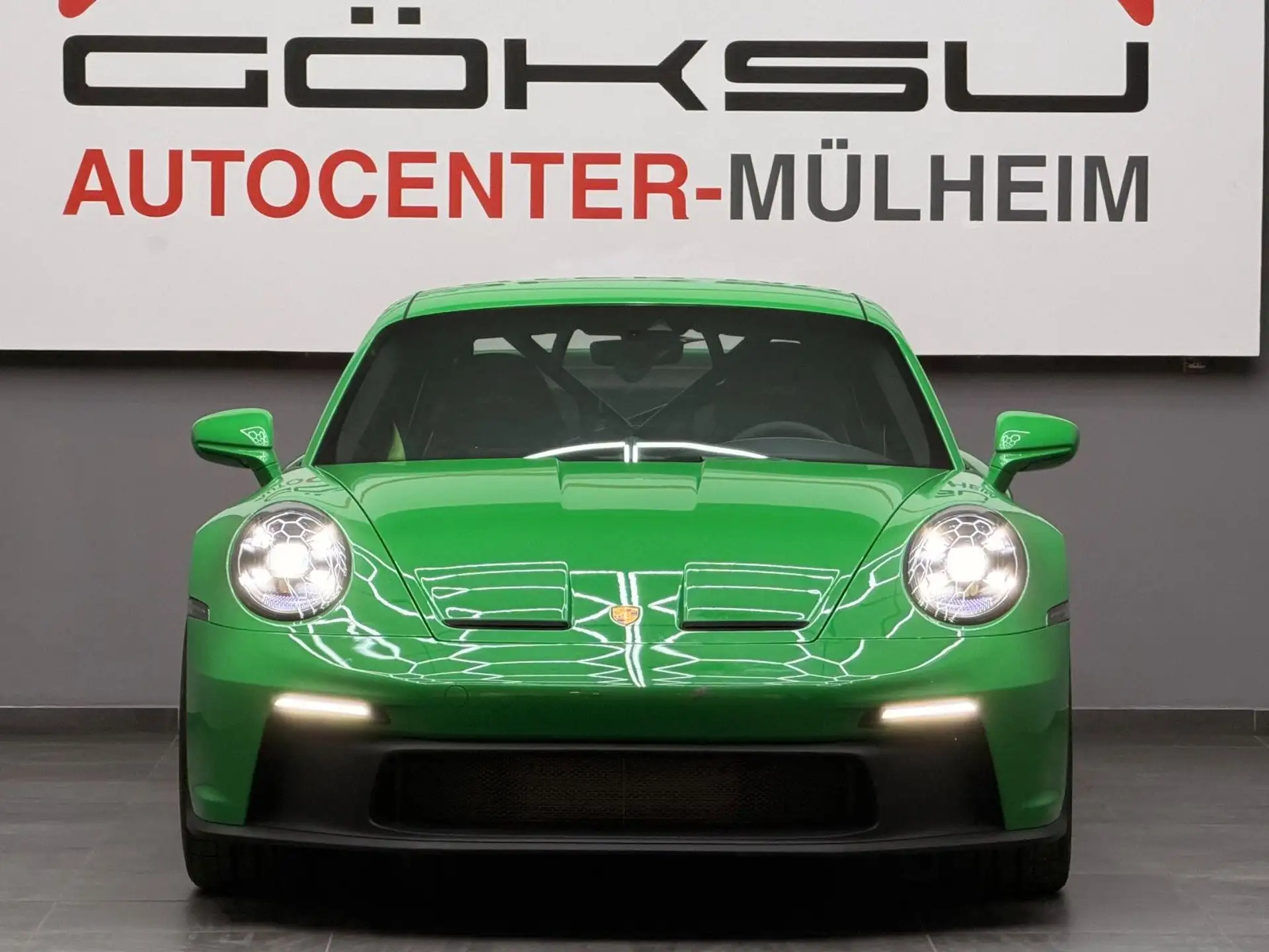 포르쉐 Porsche 911 911 GT3 2023 초록 사진 2