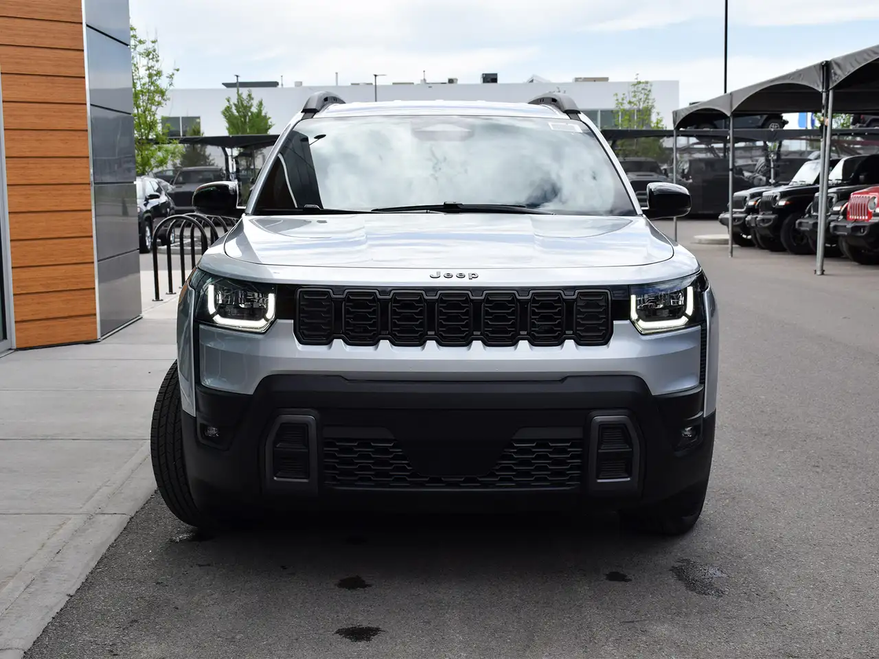 Jeep Cherokee снимка Jeep Cherokee