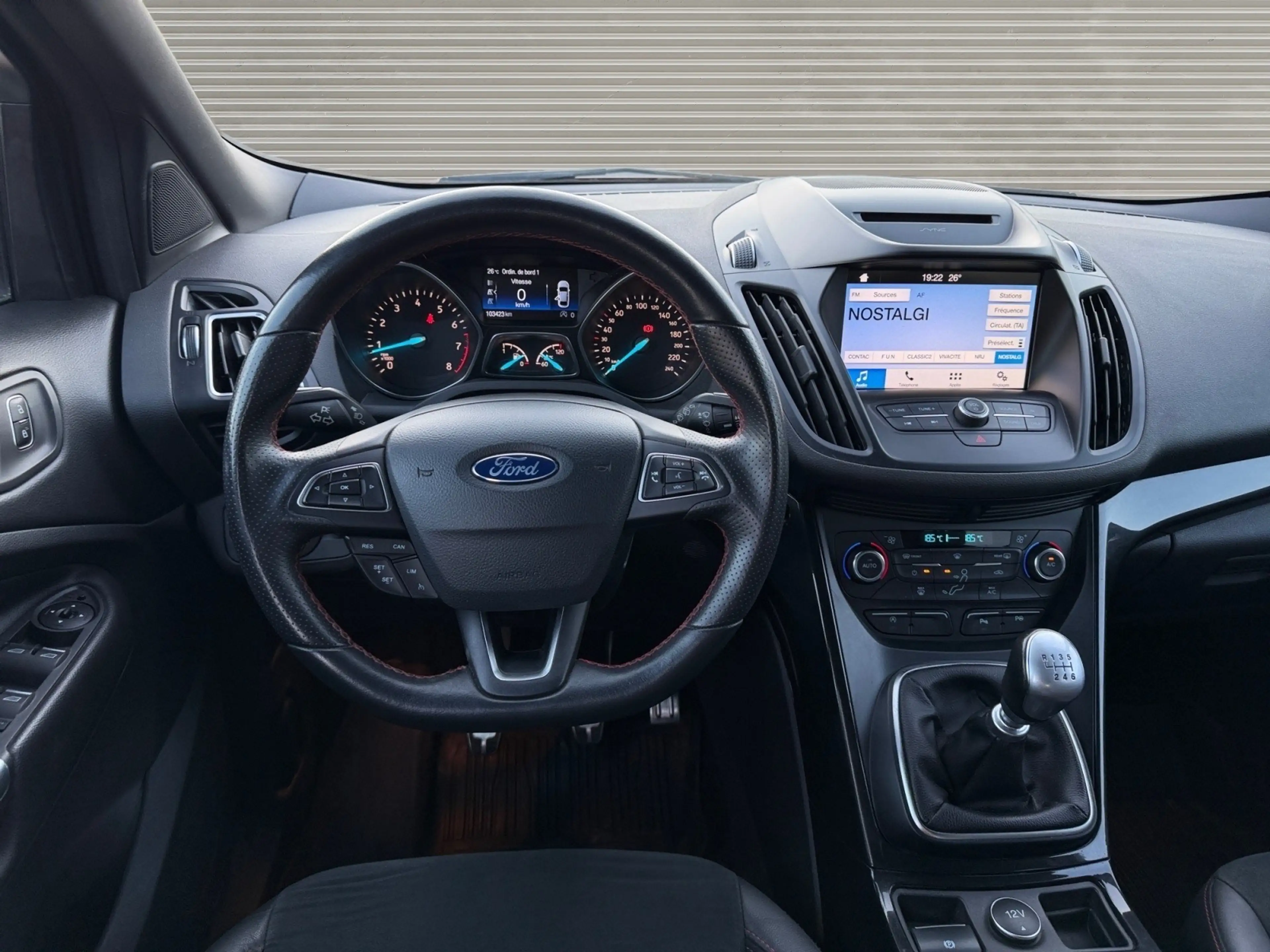 Ford Kuga Kuga 1.5i ST Line / GARANTIE / AIRCO / LED / NAVI / — photo 13