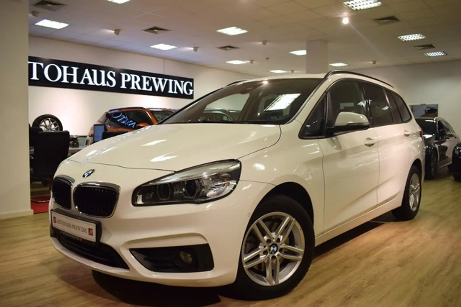BMW 218 d Gran Tourer 7-SITZE/PANO/HUD/ ACC/ KAMERA Weiß - 1