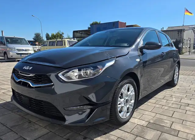 Kia Ceed / cee'd
