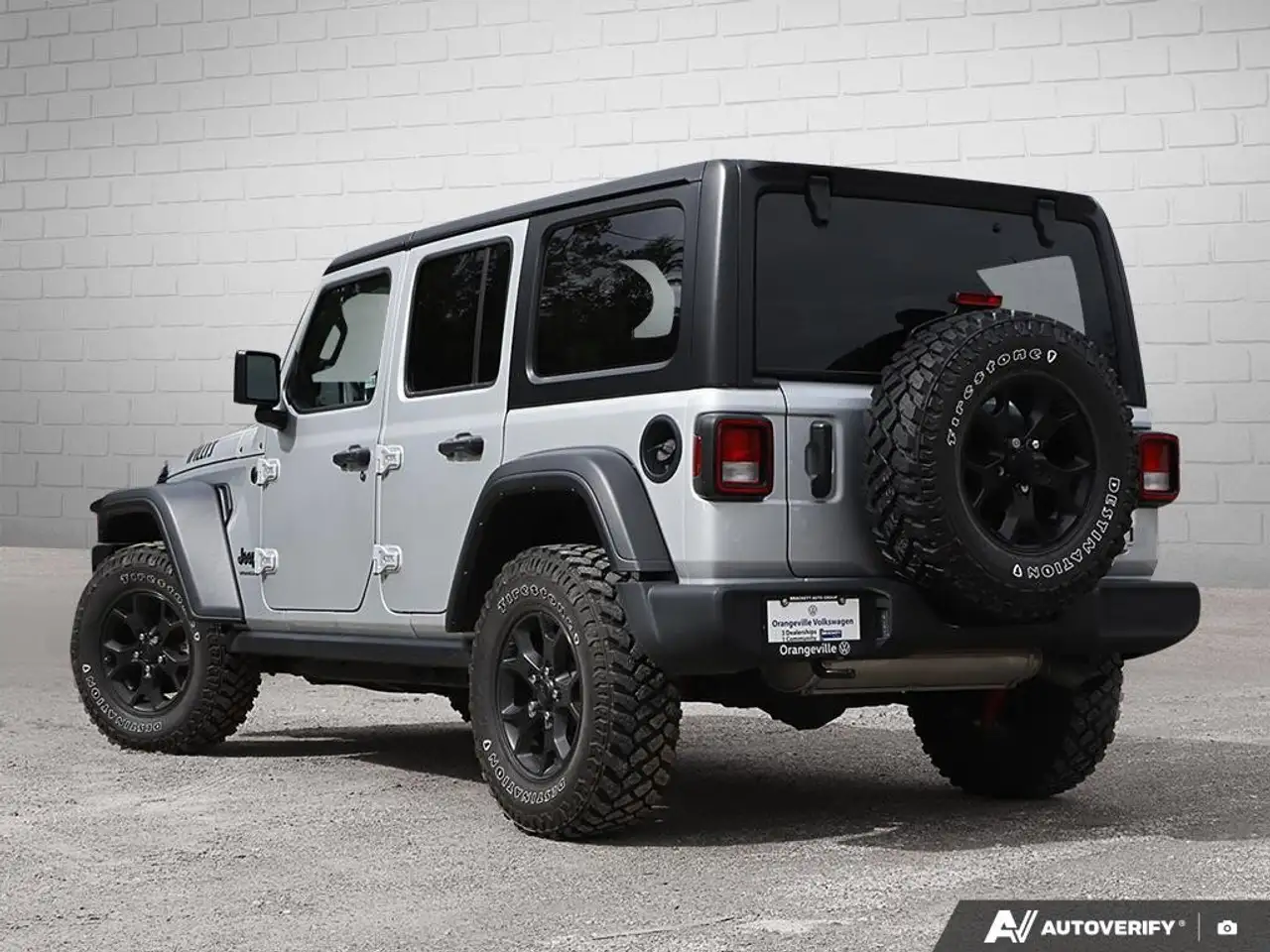 Jeep Wrangler снимка Jeep Wrangler