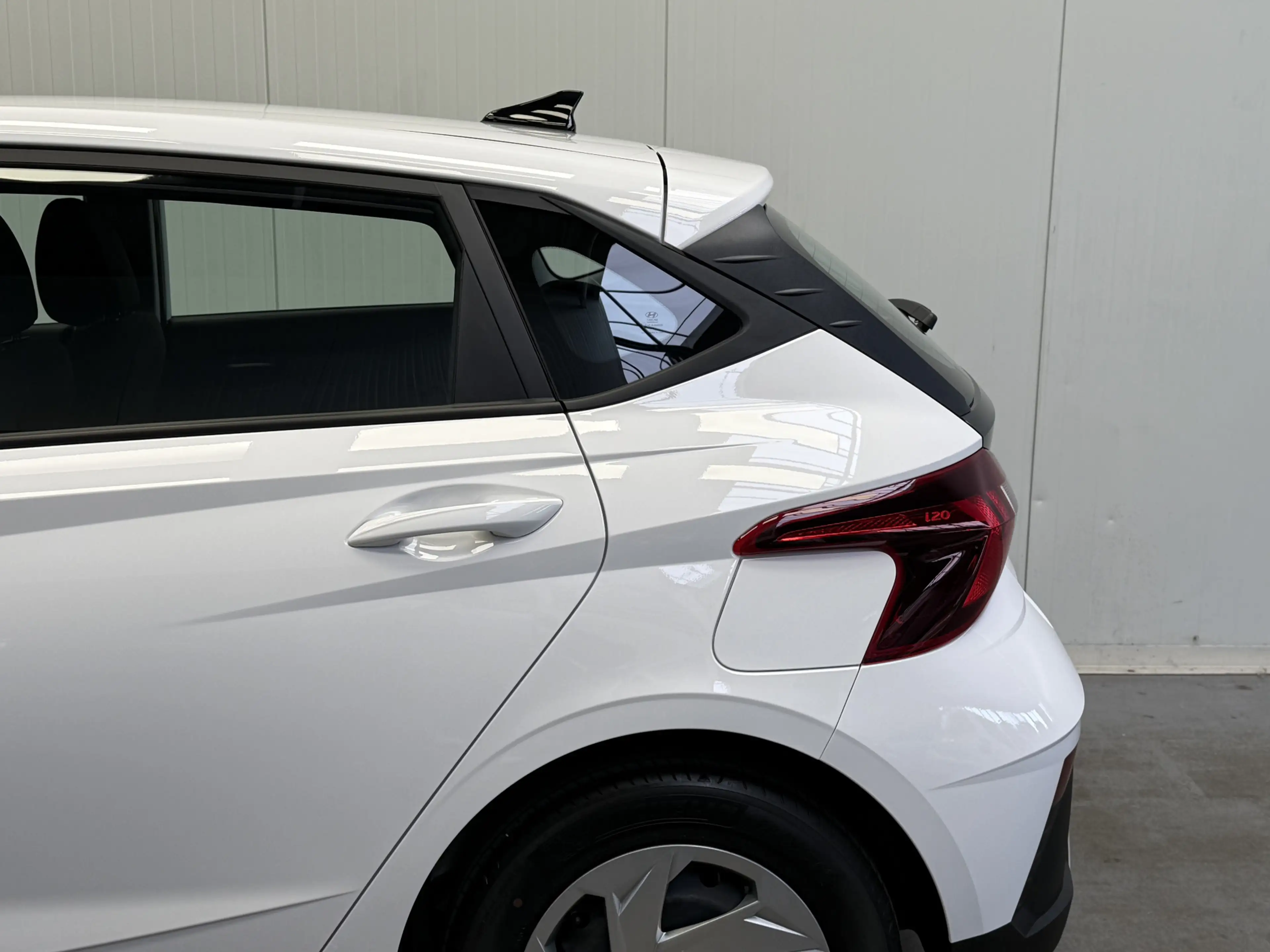 Hyundai i20 1.2 MPI i-Motion NAVI-CAMERA-LANE ASSIST-CRUISE CO — photo 12