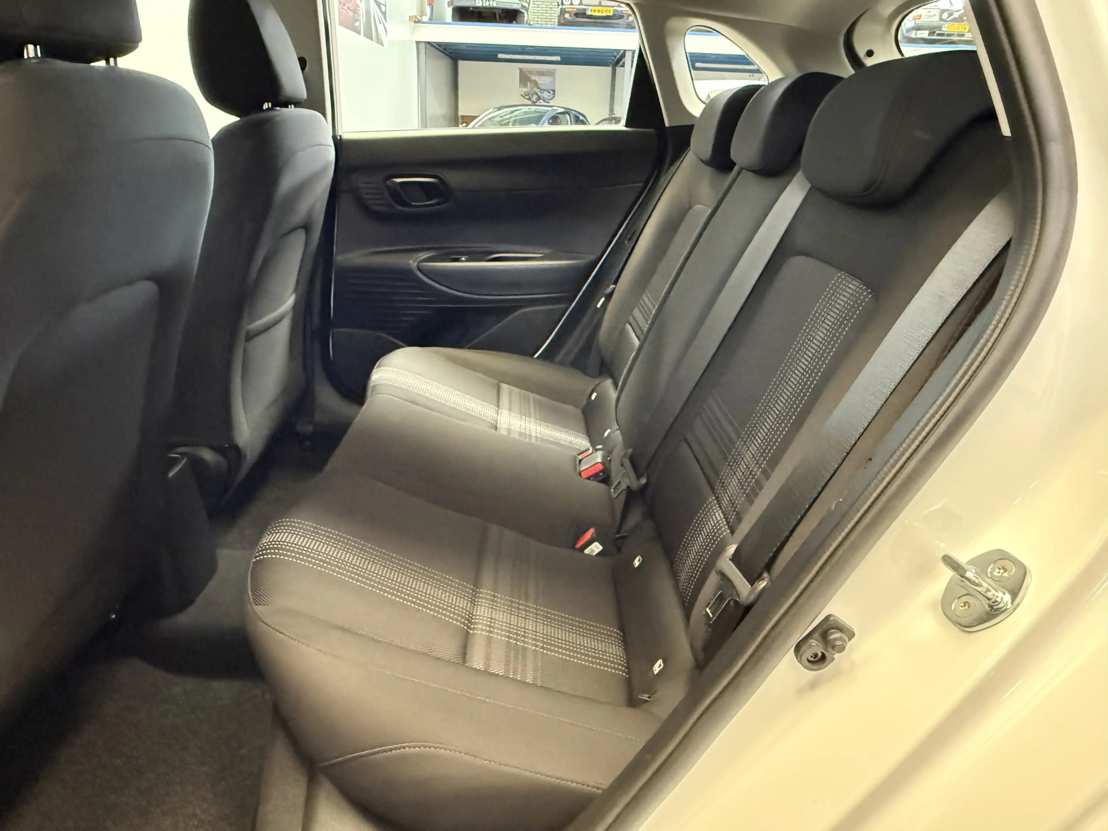 Hyundai i20 1.2 MPI i-Motion NAVI-CAMERA-LANE ASSIST-CRUISE CO — photo 35